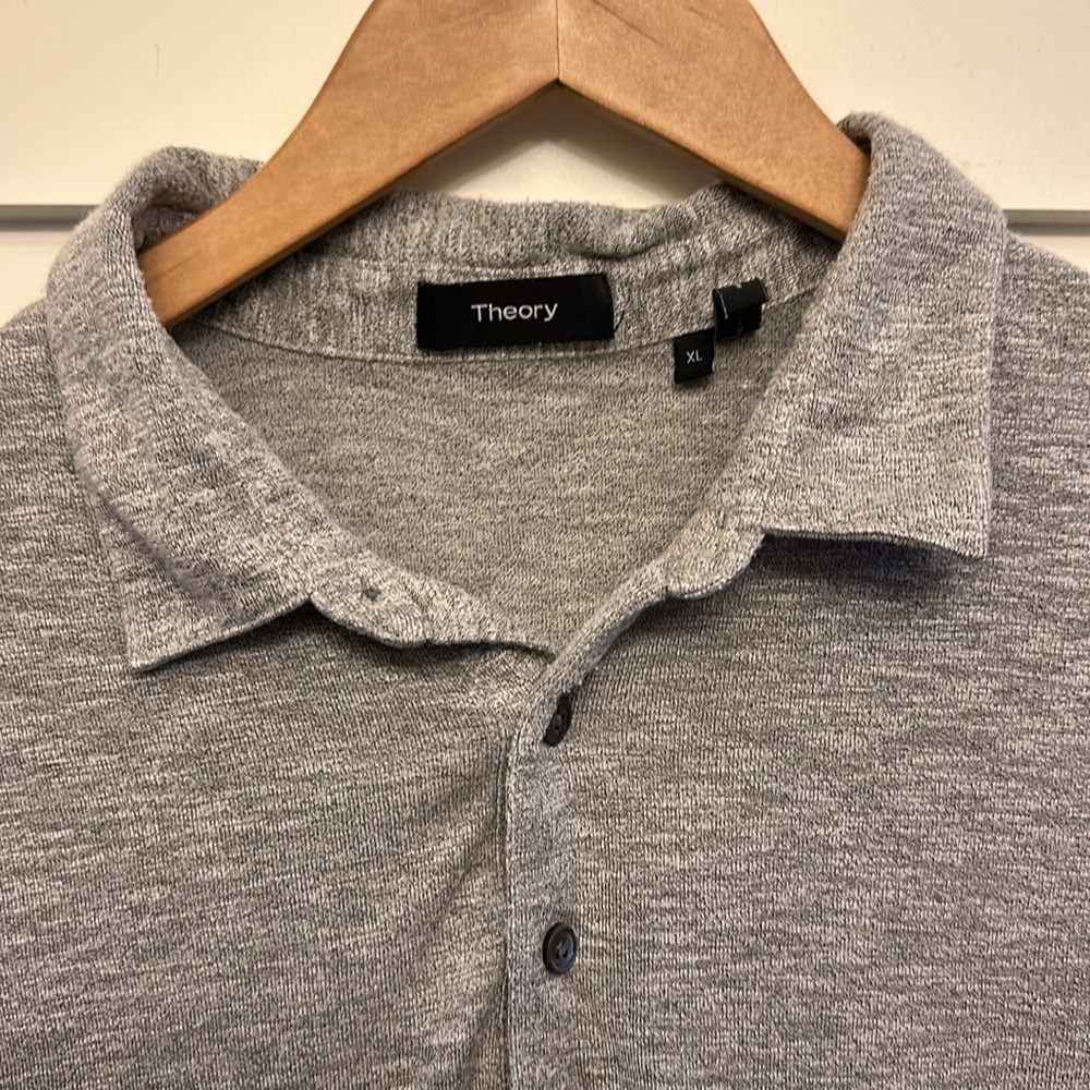 Theory grey polo L - Picture 3 of 4